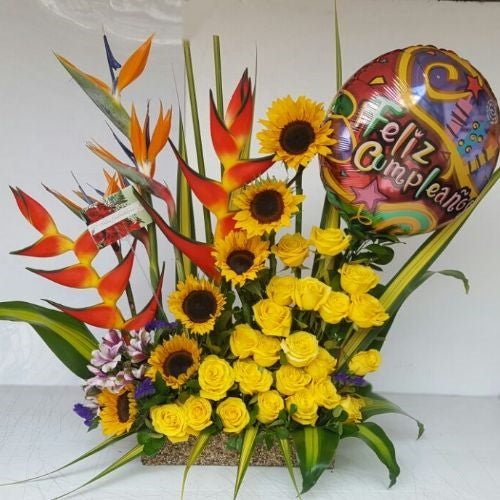 Tropical arrangement with balloon