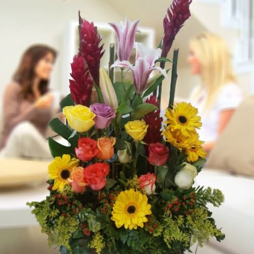 Full colors mixed flowers in vase